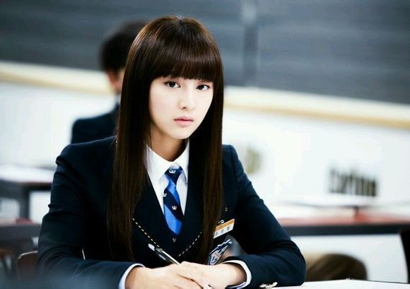 《（影视同人）学校2013不一样的人》 作者：旸祎 txt文件大小：148.56 KB