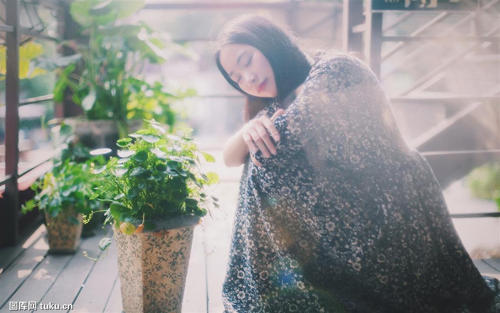 《（韩娱同人）韩娱之stay with me》 作者：aoby txt文件大小：389.22 KB