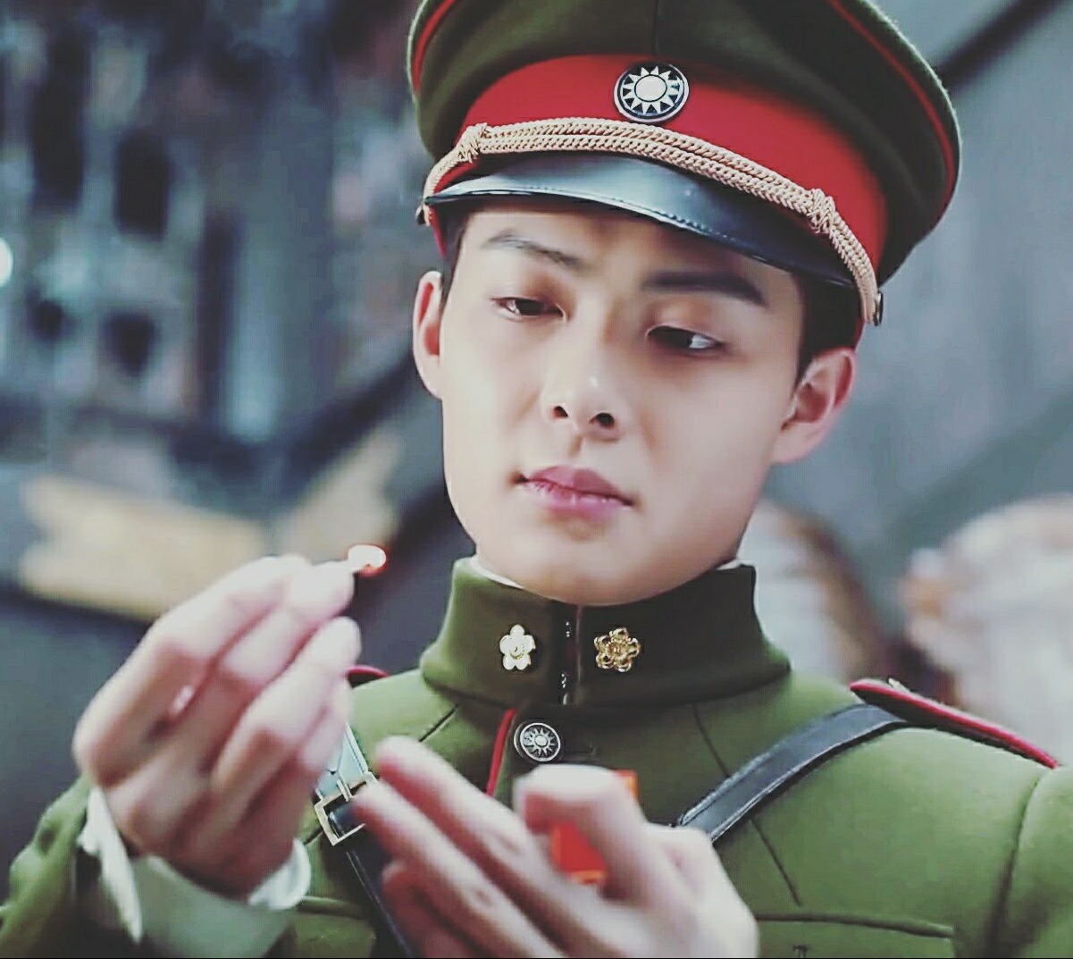 《（老九门同人）老九门之琉璃情花绕（张副官）》 作者：菠萝姑娘 txt文件大小：260.67 KB