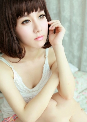 《交换初夜》 作者：梦云 txt文件大小：121.68 KB